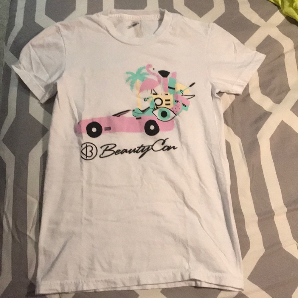 BeautyCon T-shirt!!